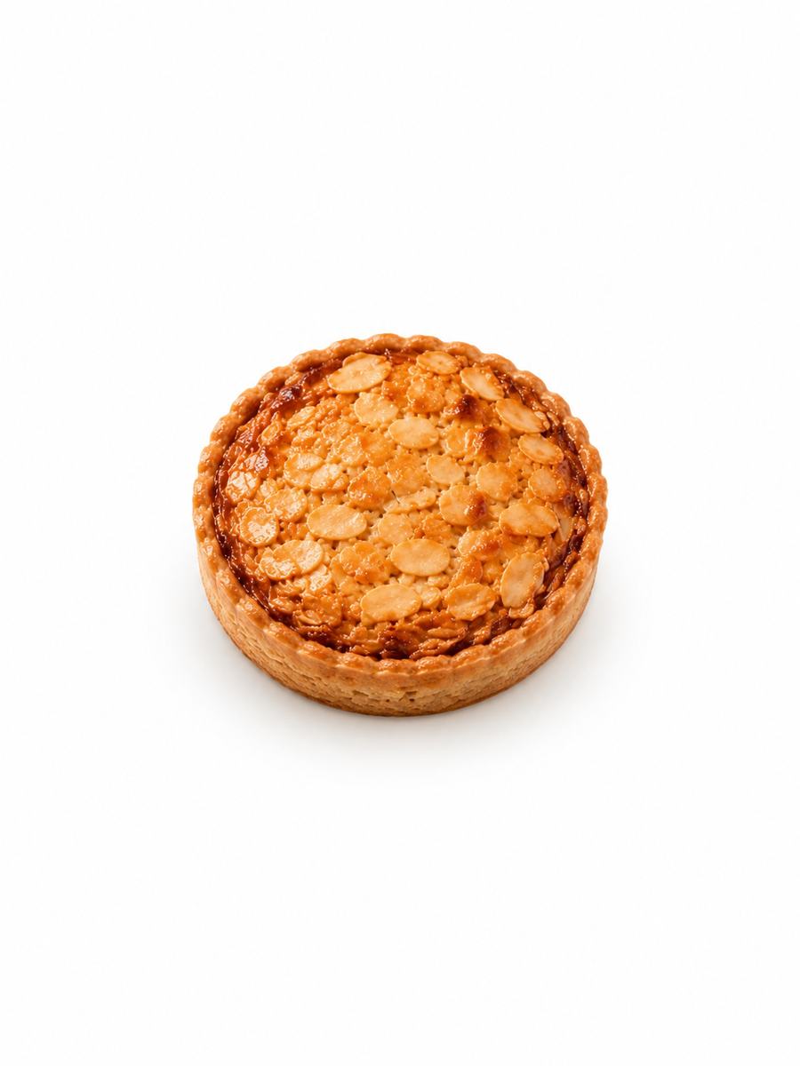 Almond mini pie — studio